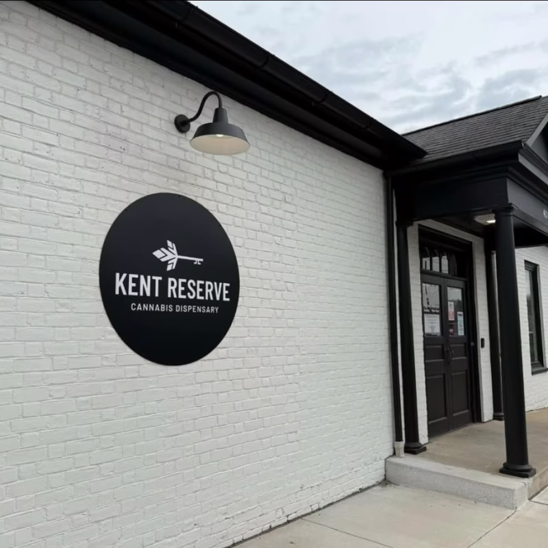 First Maryland lottery social equity cannabis dispensary licensee opens